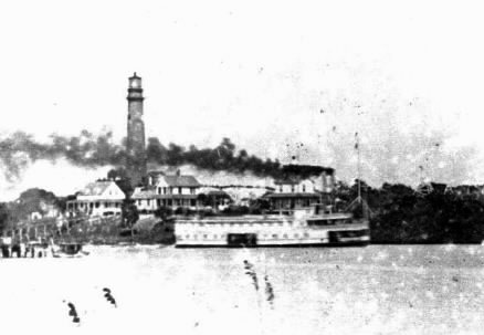 juplighthouse1894 w boat